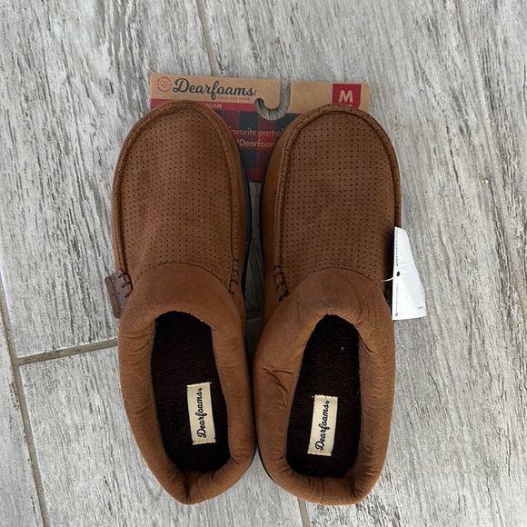 Dearforms Memory Foam Slippers Men’s 9-10. NWT - Picture 1 of 4